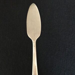 1939 Vintage Silver-Plated Petite Server Knife